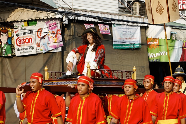 Lopburi King Narai fair-096